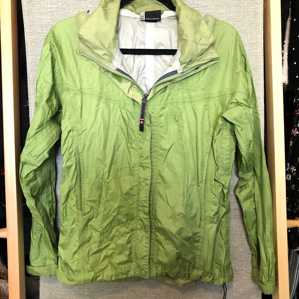Green MARMOT windbreaker